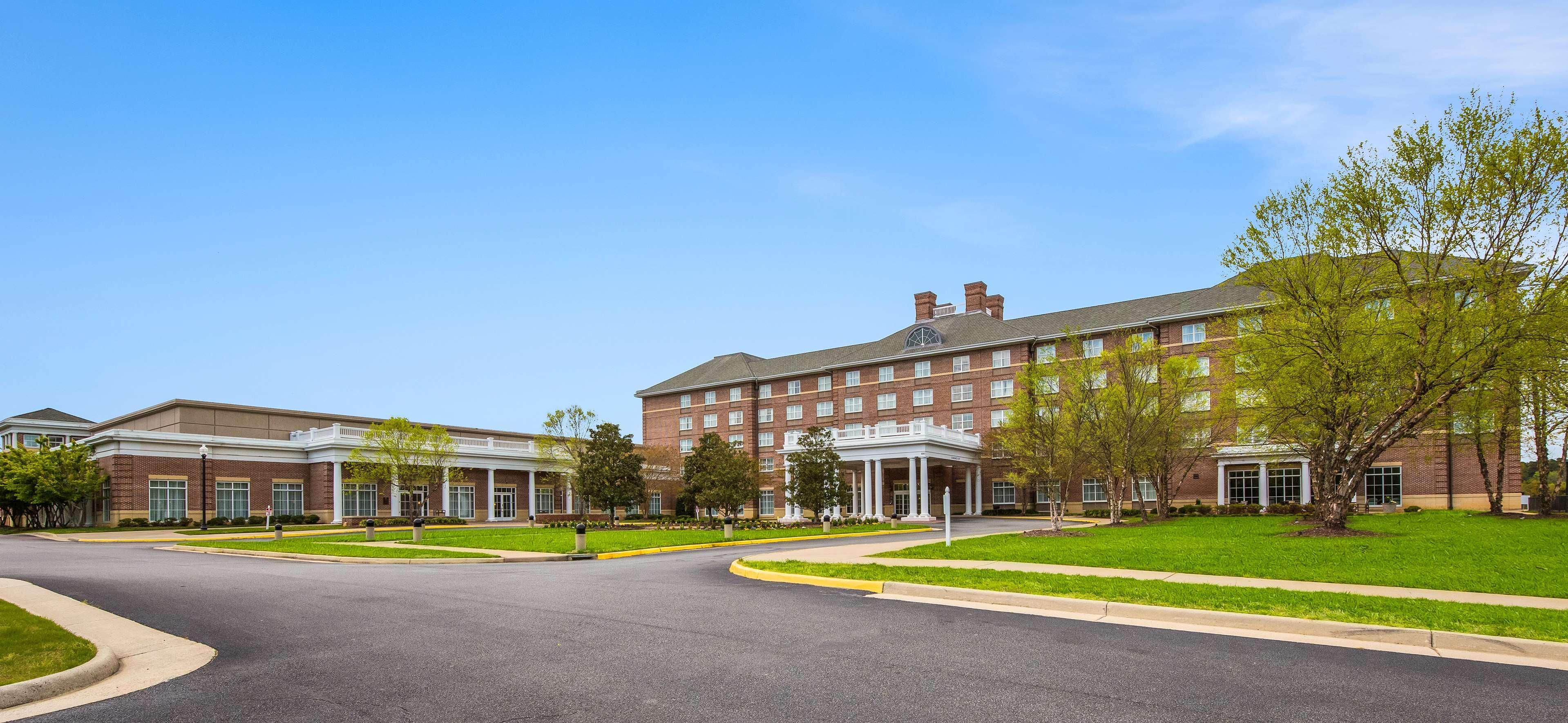 Hilton Garden Inn Suffolk Riverfront Exterior foto